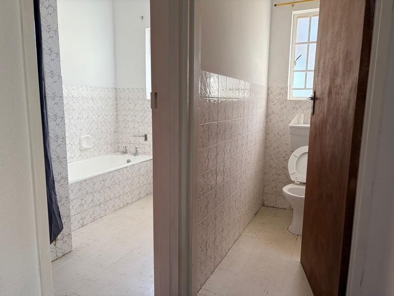 To Let 3 Bedroom Property for Rent in Table View Western Cape
